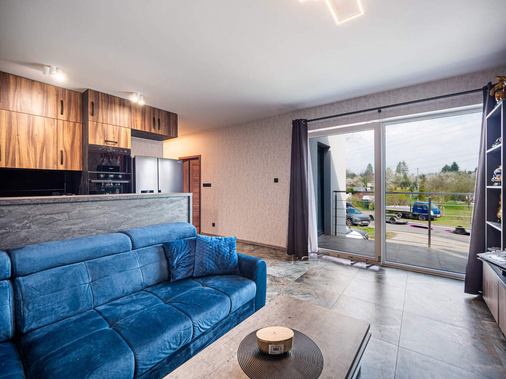 Komfortowy Apartament z Pełnym Wyposażeniem